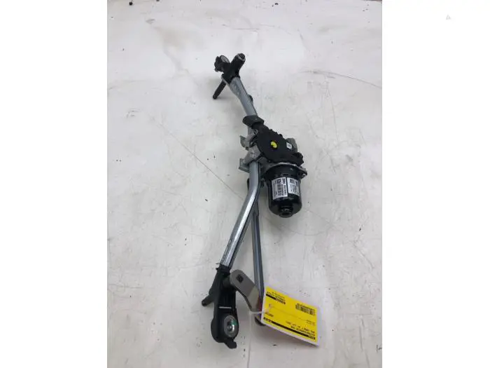 Front wiper motor Opel Corsa