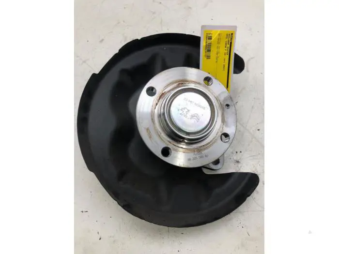 Rear hub Opel Corsa