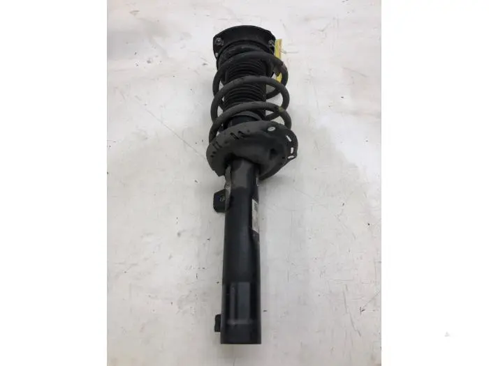 Front shock absorber rod, left Audi Q3