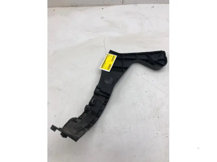 Rear bumper bracket, right Audi Q3