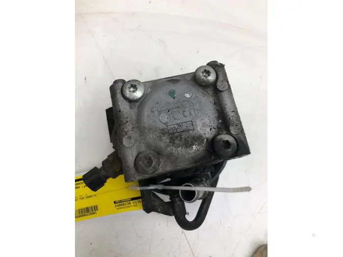 Power steering pump Ford C-Max