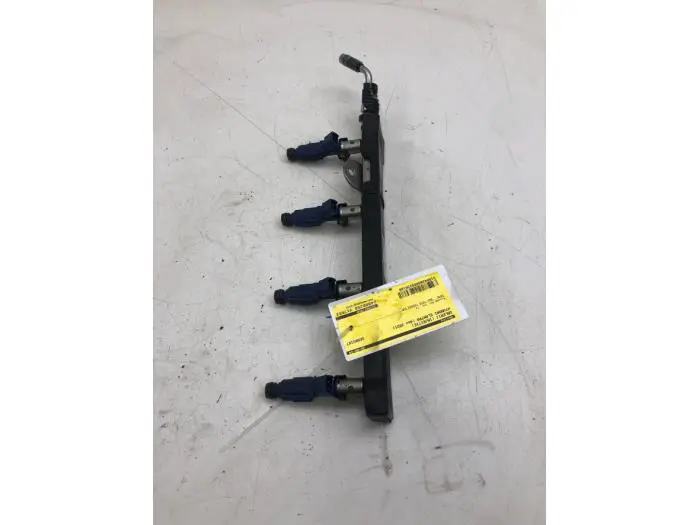 Fuel injector nozzle Hyundai Elantra