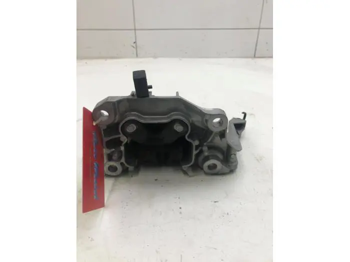 Engine mount Opel Corsa