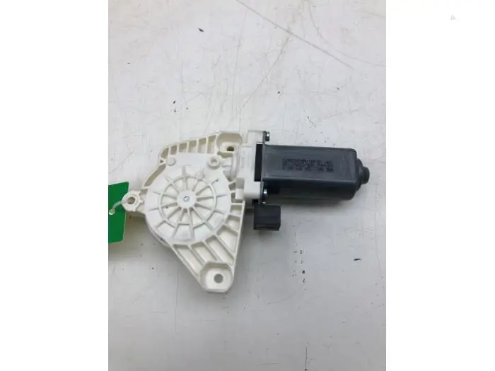 Door window motor Volkswagen Golf