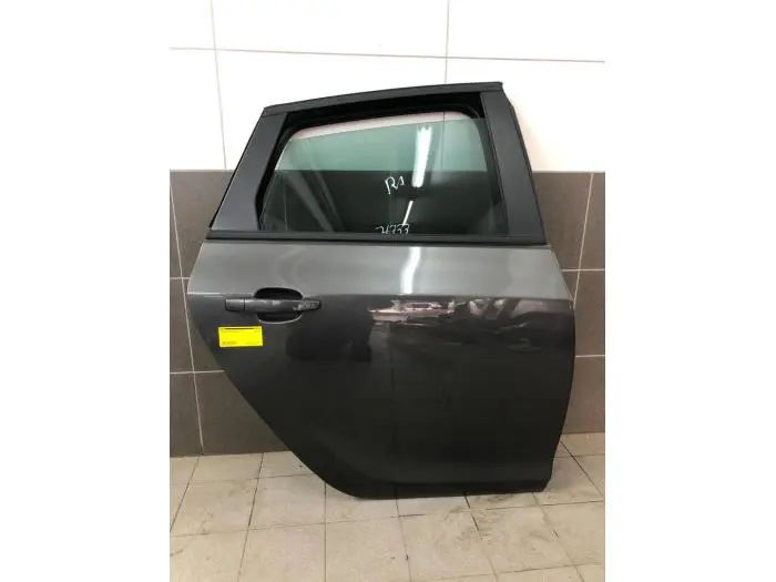 Rear door 4-door, right Opel Astra