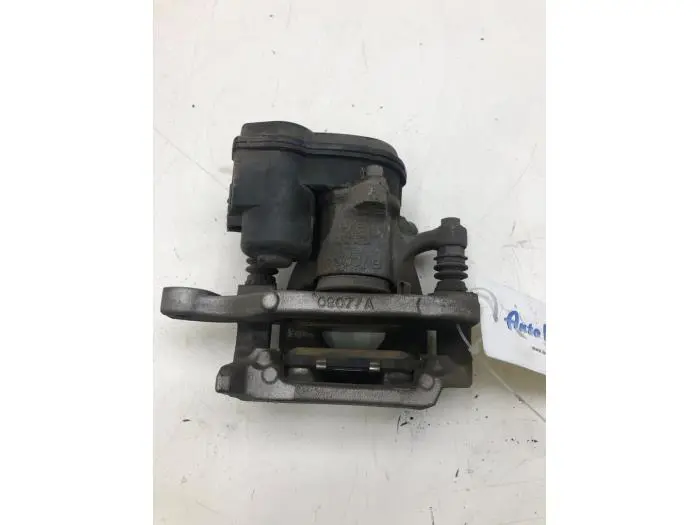 Rear brake calliper, right Nissan Qashqai