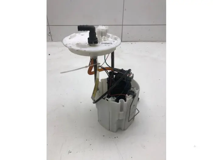 Electric fuel pump Opel Astra