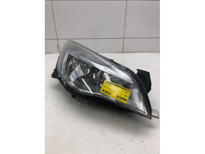 Headlight, right Opel Astra