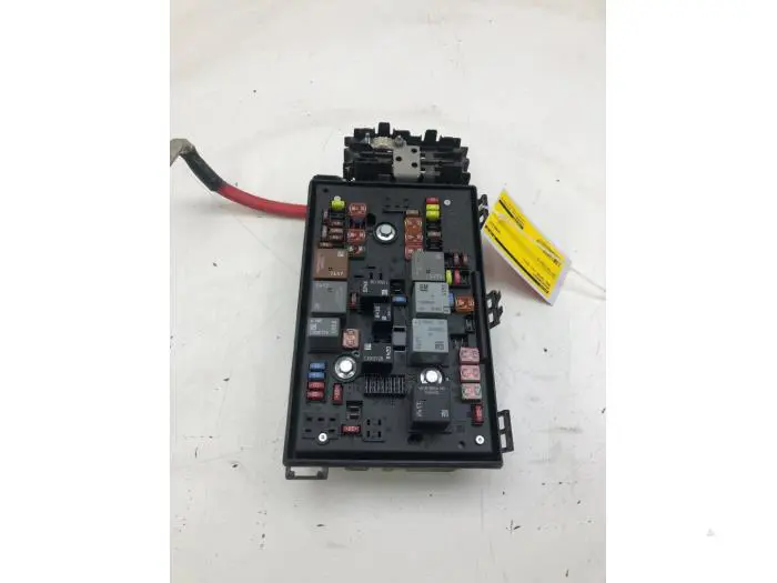 Fuse box Opel Astra