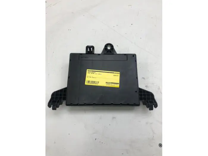 Fuse box Opel Astra