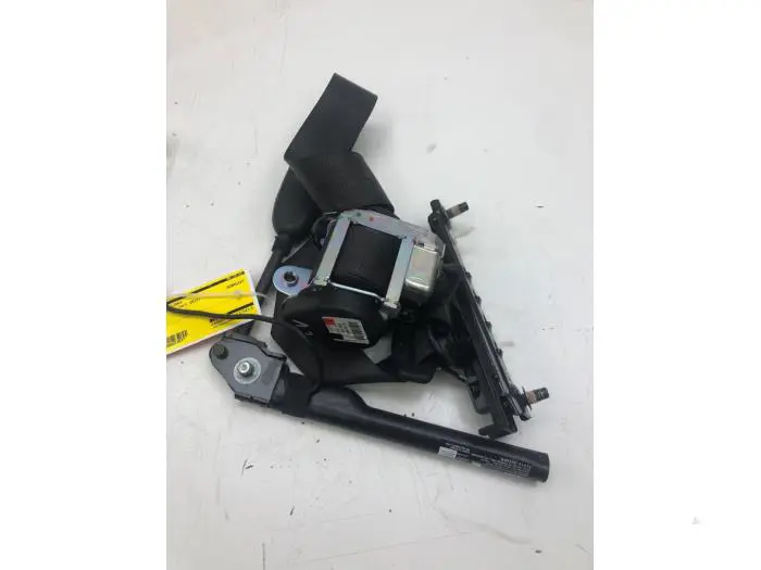 Seatbelt tensioner, left Opel Astra