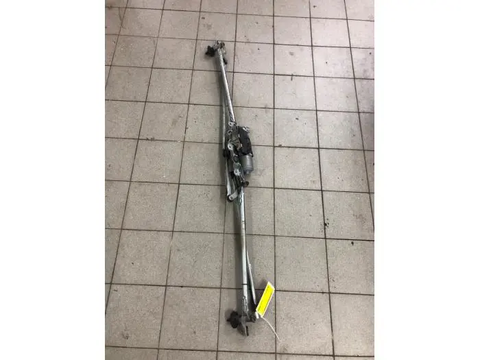 Front wiper motor Opel Astra