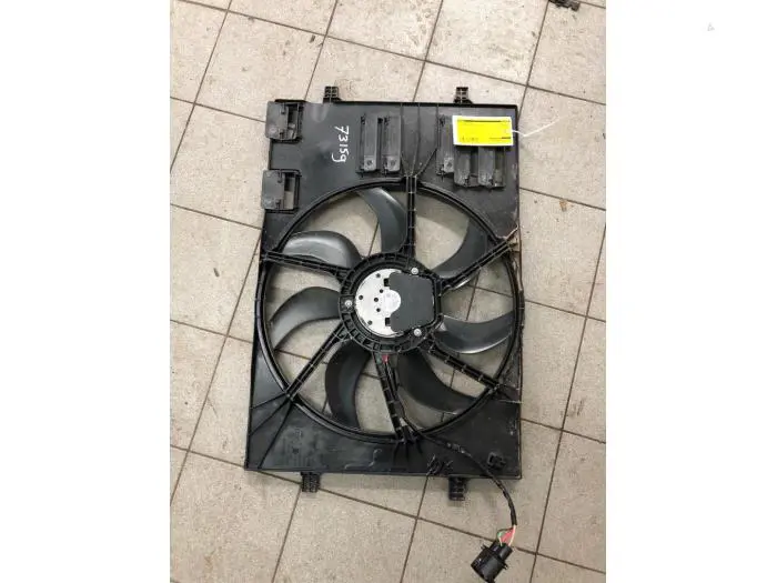 Fan motor Skoda Octavia