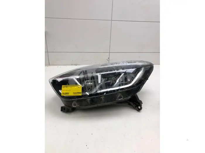 Headlight, left Renault Captur