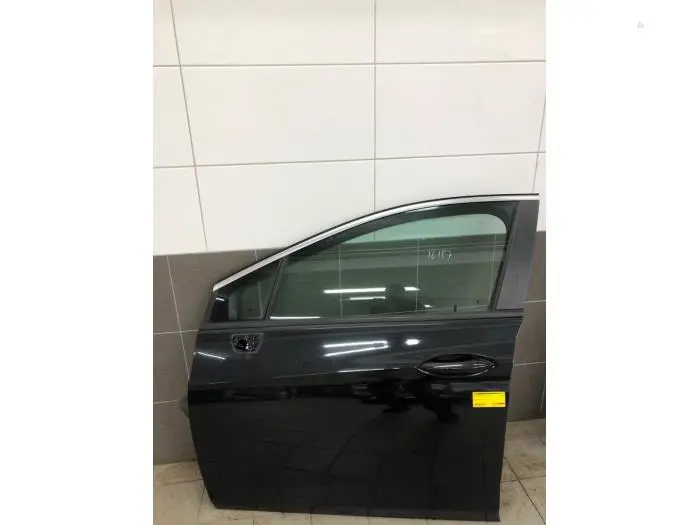 Door 4-door, front left Opel Astra