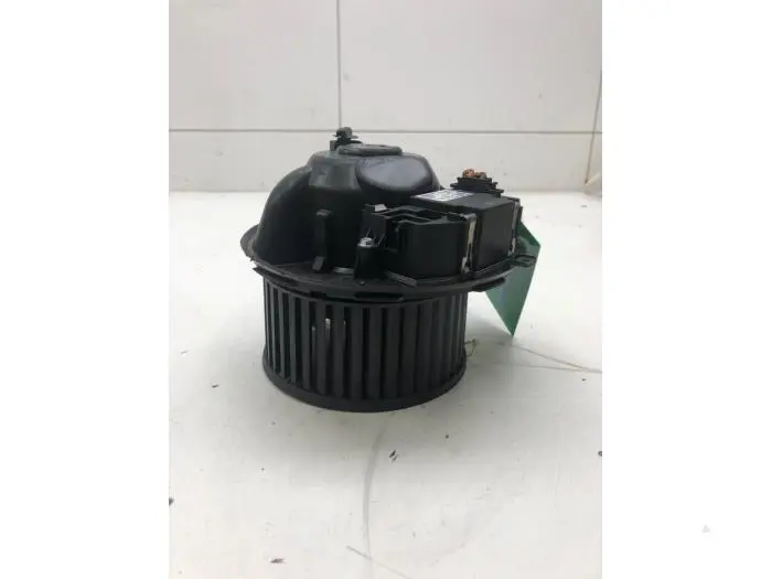 Heating and ventilation fan motor Volkswagen Golf