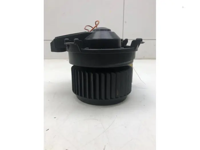 Heating and ventilation fan motor Mercedes CLA