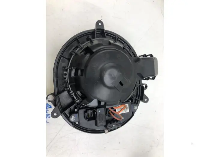 Heating and ventilation fan motor BMW 1-Serie