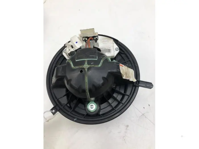 Heating and ventilation fan motor BMW X3