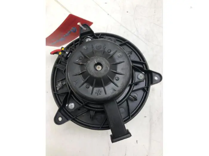 Heating and ventilation fan motor Chevrolet Cruze