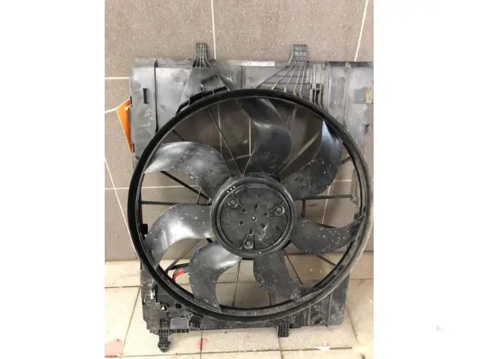 Fan motor Mercedes Vito