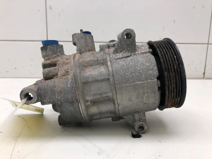 Air conditioning pump Volkswagen Golf