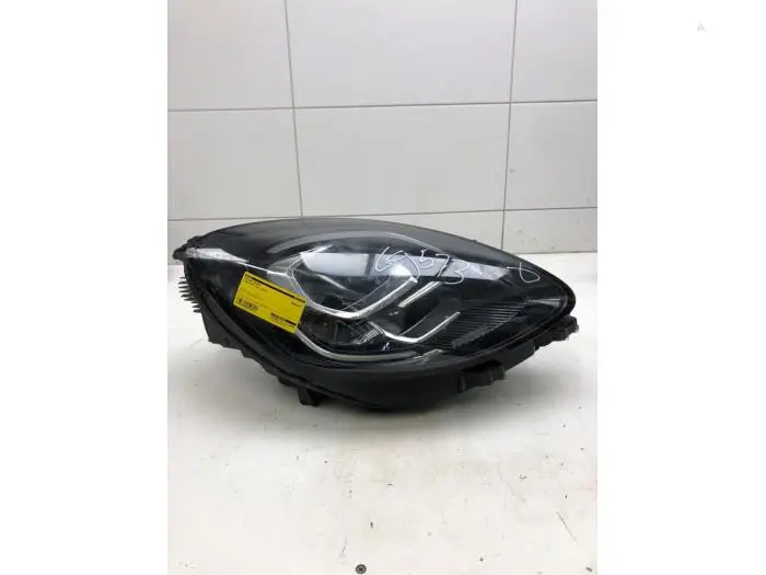 Headlight, right Ford Puma