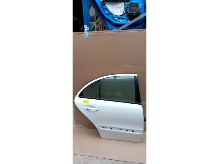 Rear door 4-door, right Mercedes E-Klasse