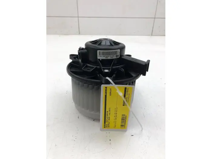 Heating and ventilation fan motor Chevrolet Cruze