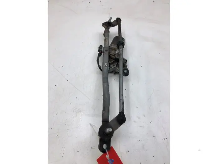 Front wiper motor Chevrolet Cruze