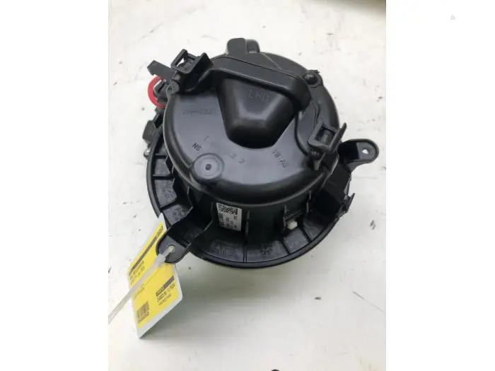 Heating and ventilation fan motor Volkswagen Polo