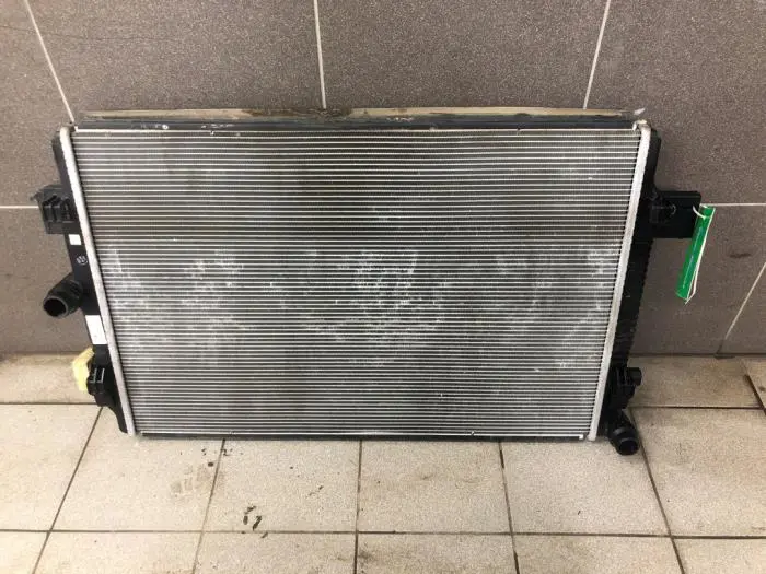 Radiator Volkswagen Polo