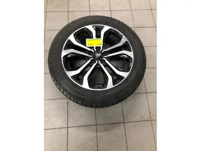 Wheel + tyre Ford Puma