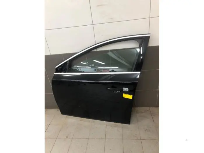 Door 4-door, front left Volvo V40