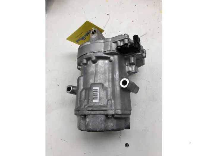 Air conditioning pump Renault Clio