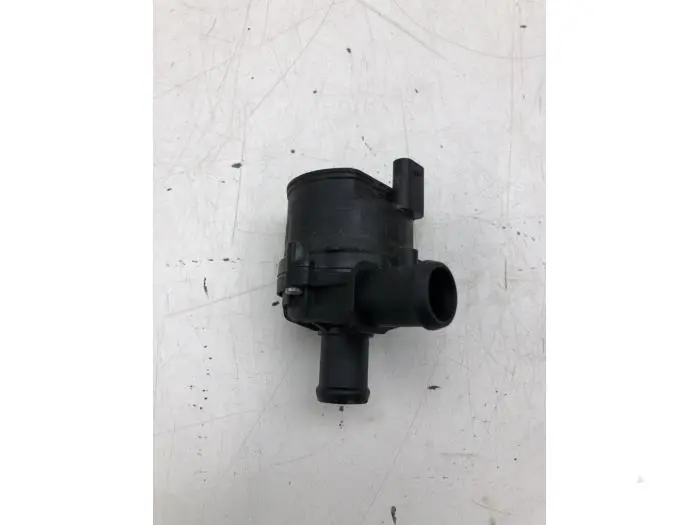 Water pump Volkswagen Polo