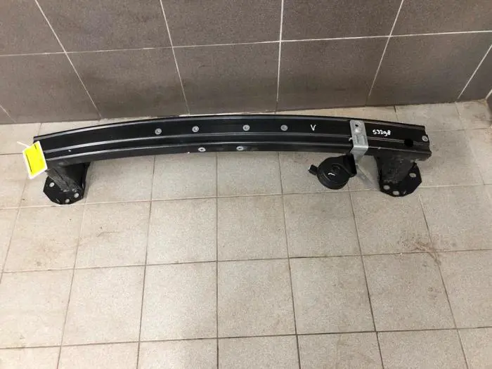 Front bumper frame Renault Captur