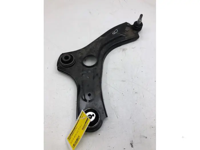 Front wishbone, right Renault Captur