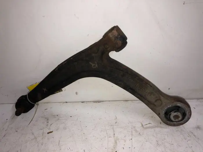 Front wishbone, left Fiat 500