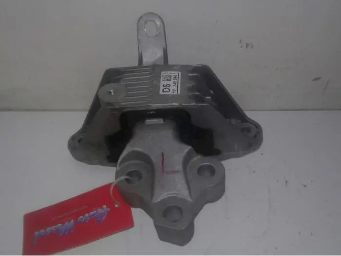 Engine mount Opel Astra