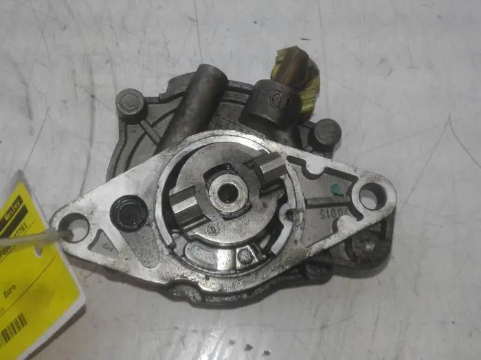 Vacuum pump (diesel) Opel Corsa