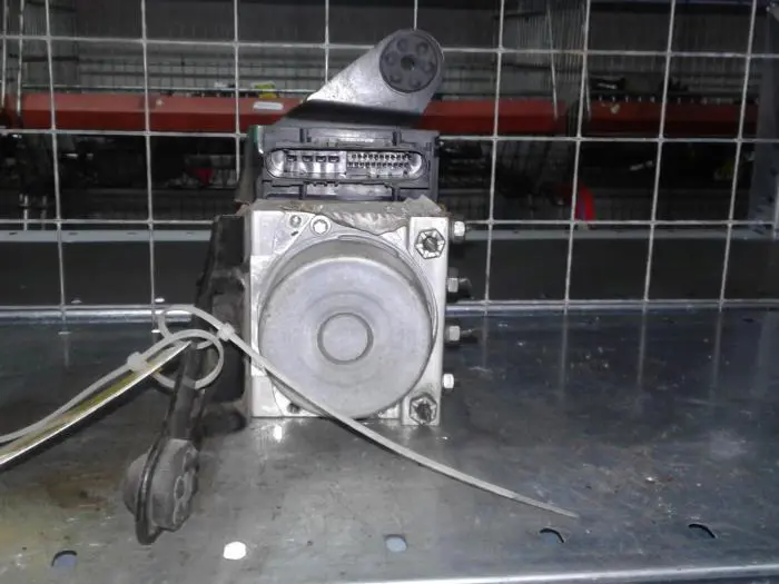 ABS pump Renault Kangoo