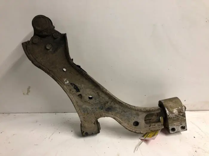 Front wishbone, left Opel Antara