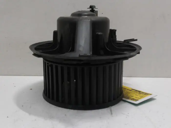 Heating and ventilation fan motor Volkswagen Caddy