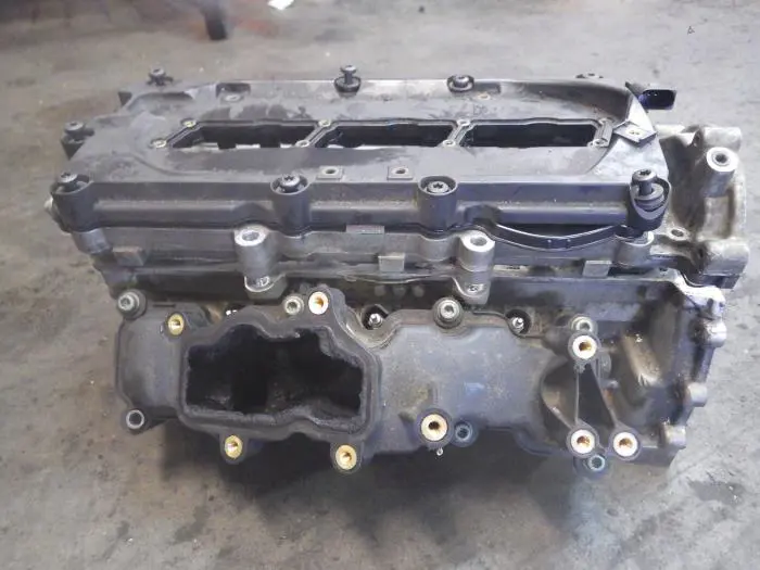 Cylinder head Volkswagen Phaeton