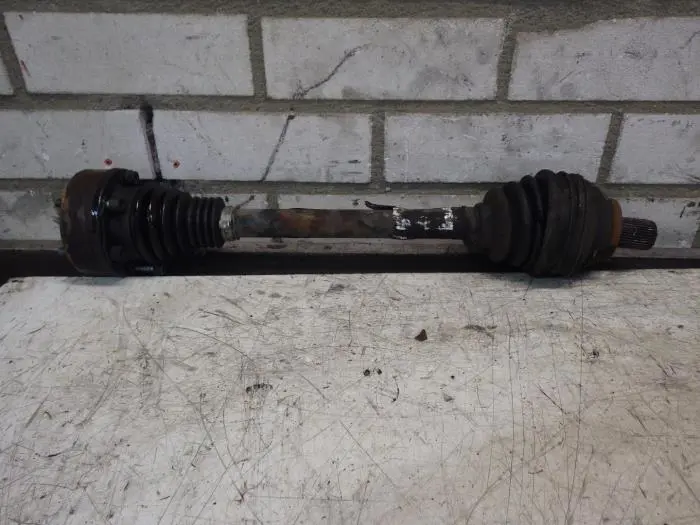 Front drive shaft, left Audi A3