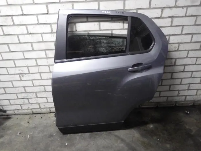 Rear door 4-door, left Chevrolet Trax