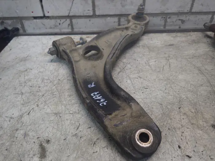 Front wishbone, right Renault Master