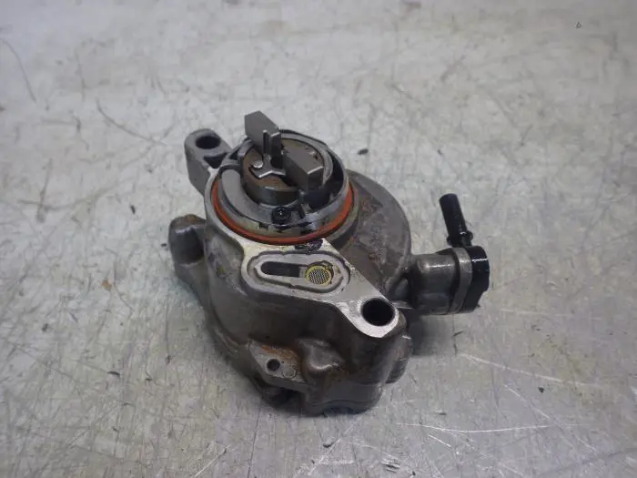 Brake servo vacuum pump Citroen C3