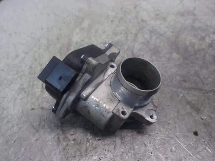 Throttle body Volkswagen Polo